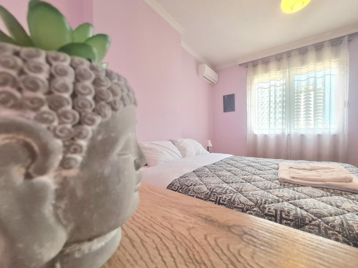 Sandra'S Apartment In Tirana Center Экстерьер фото