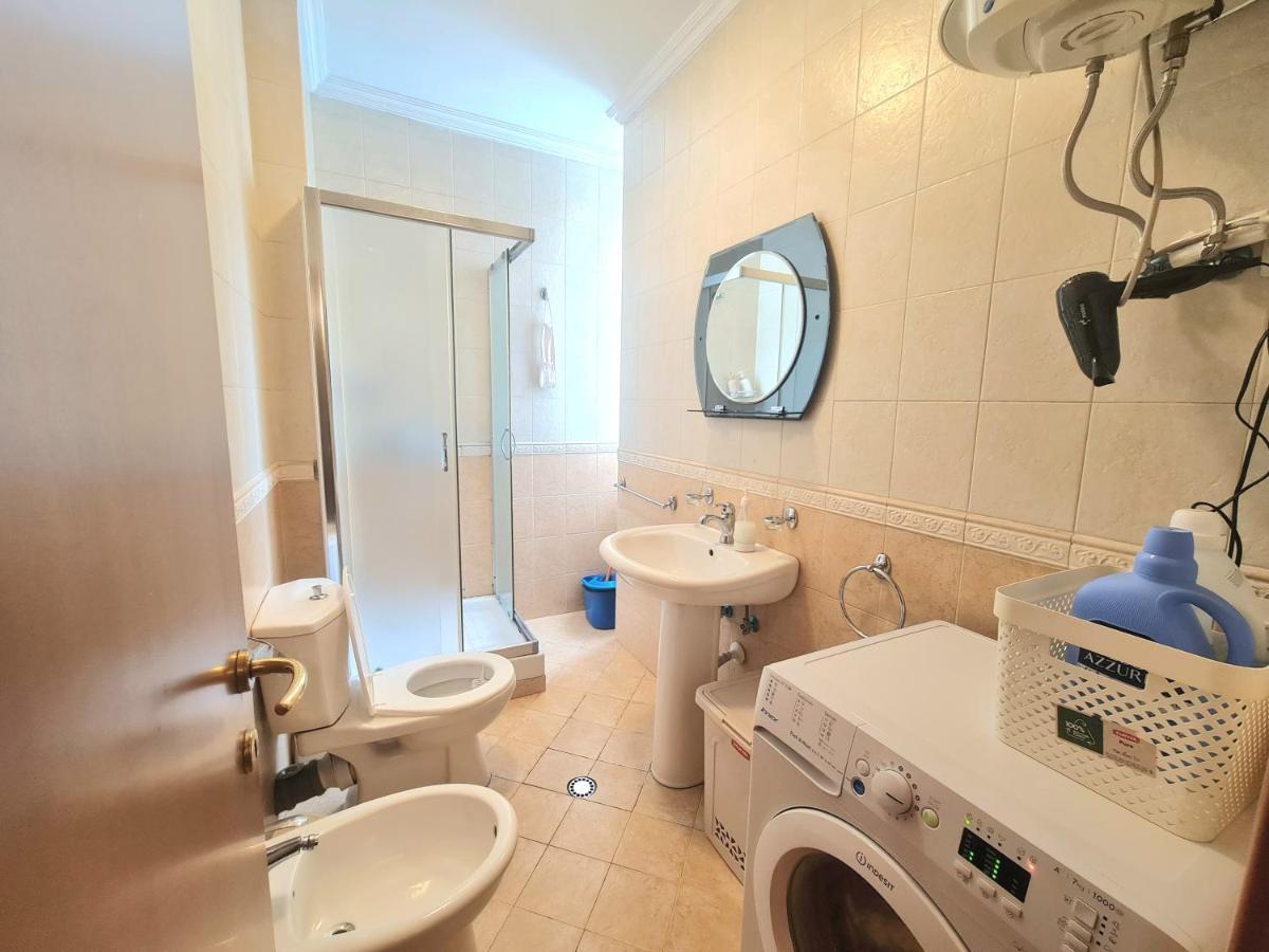 Sandra'S Apartment In Tirana Center Экстерьер фото