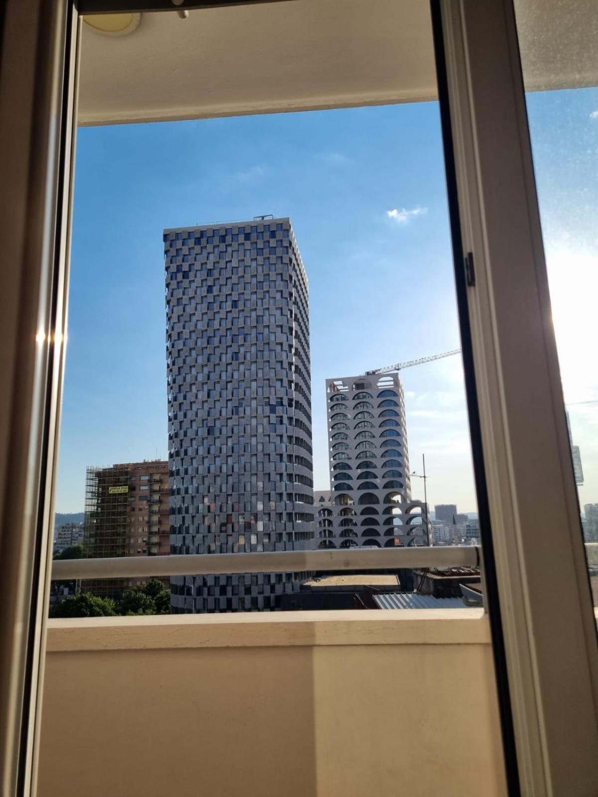 Sandra'S Apartment In Tirana Center Экстерьер фото